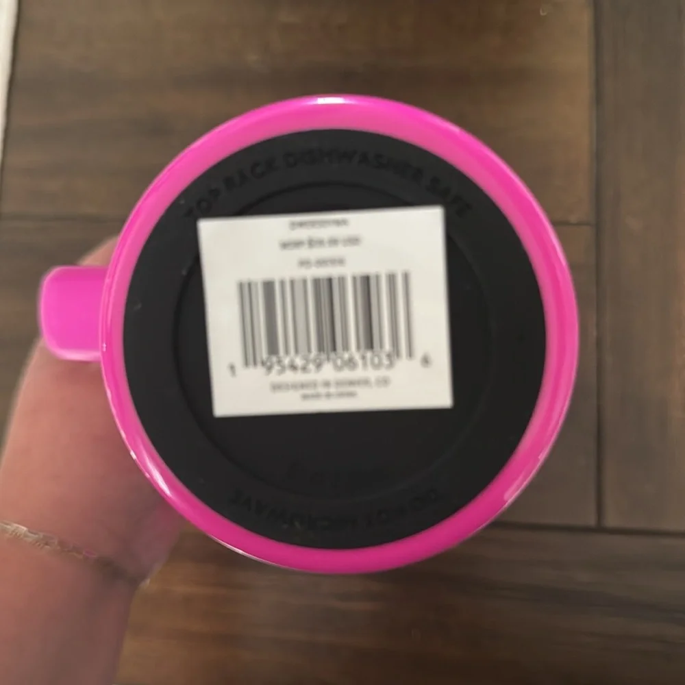 BruMate Era 30oz in Vivid Magenta! New! Limited Edition!